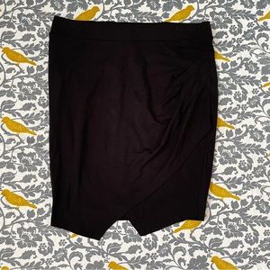 Torrid Black Pull On Stretch Asymmetrical Pencil Skirt EUC Size 2X